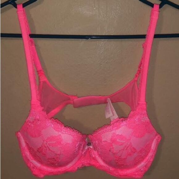Victoria secret lined Demi Vibrant Pink Lace Bra size 34A - Picture 1 of 1